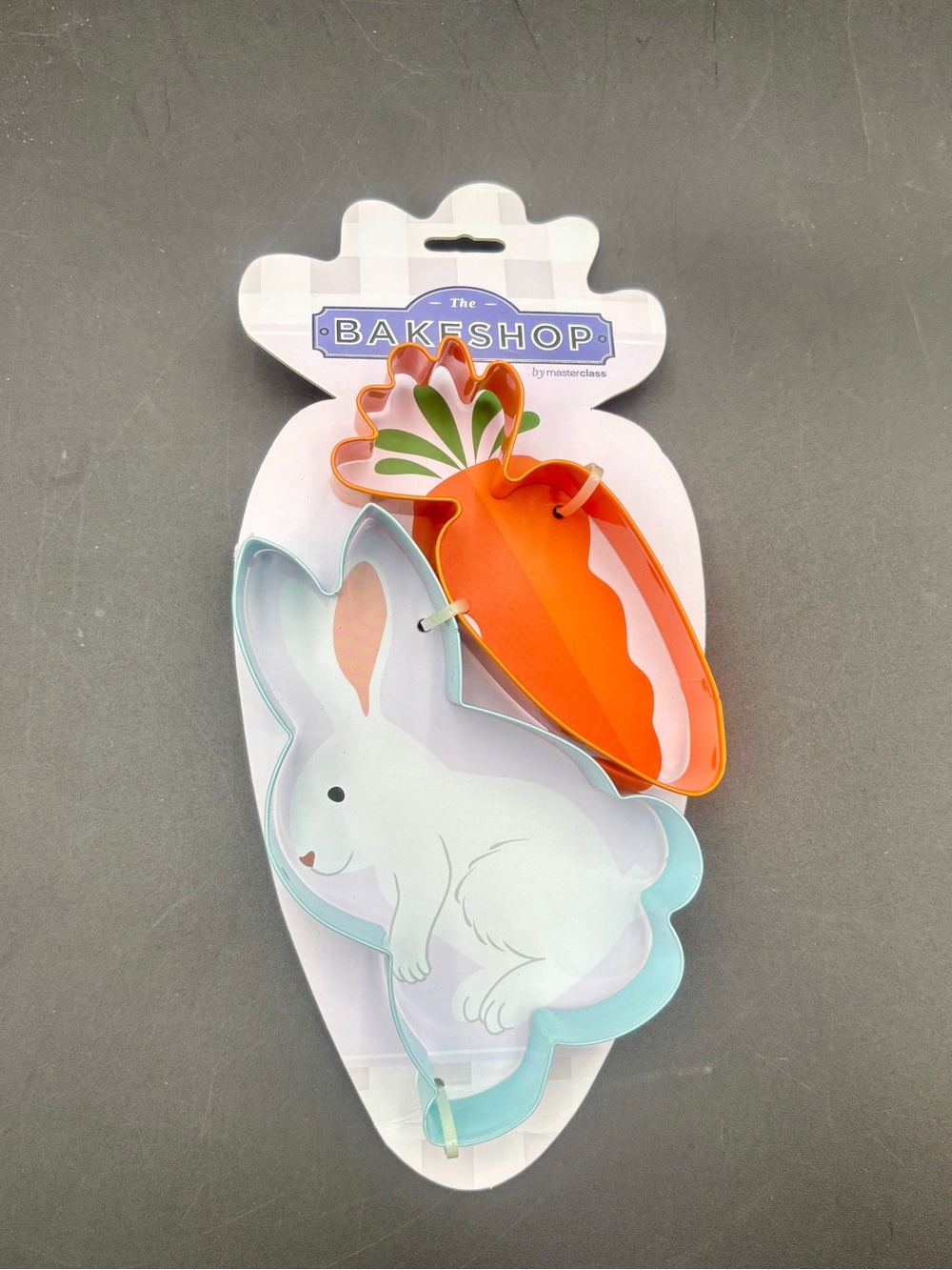 Brand New The Bakeshop by MasterClass Easter Cookie Cutter Set – Bunny & Carrot